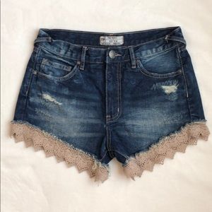 Free People Destroyed Crochet Hem Jean Shorts 25